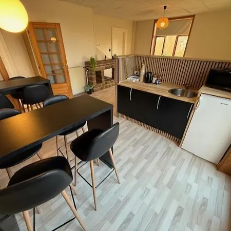 Motel Folsted - 102 Med Eget Badeværelse Og Fri Parkering Bindslev
